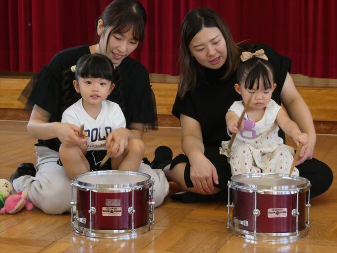にこにこ音楽隊がやってきた♪の写真